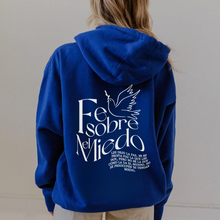 Cargar imagen en el visor de la galería, Poleron Canguro "Fe Sobre el Miedo"