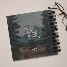 Cargar imagen en el visor de la galería, Devocional "Sé fuerte y Valiente"