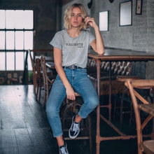 Cargar imagen en el visor de la galería, Polera Mujer "Valiente"