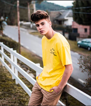 Cargar imagen en el visor de la galería, Polera Unisex "Faith lateral"