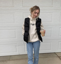 Cargar imagen en el visor de la galería, Poleron Canguro "Identidad”