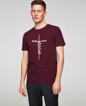 Cargar imagen en el visor de la galería, Polera Unisex "Jesús Cruz frontal".