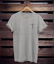 Cargar imagen en el visor de la galería, Polera unisex "Jesús cruz Lateral"