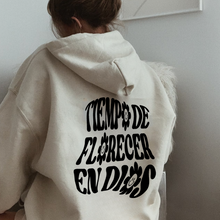 Cargar imagen en el visor de la galería, Poleron canguro “Tiempo de Florecer”
