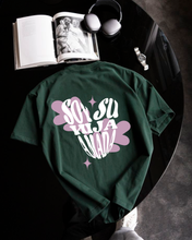 Cargar imagen en el visor de la galería, POLERA &quot; SOY SU HIJA AMADA&quot;
