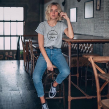 Cargar imagen en el visor de la galería, Polera mujer &quot;Reckless love&quot;
