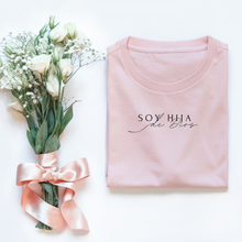 Cargar imagen en el visor de la galería, Polera Mujer &quot;Soy hija de Dios&quot;
